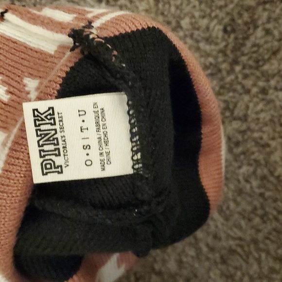 Pink hat - Picture 3 of 3